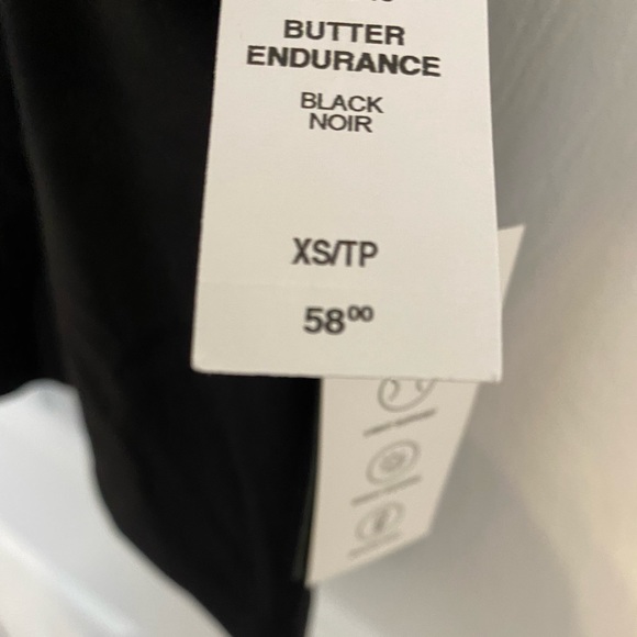 Aritzia workout top BNWT - Picture 3 of 4